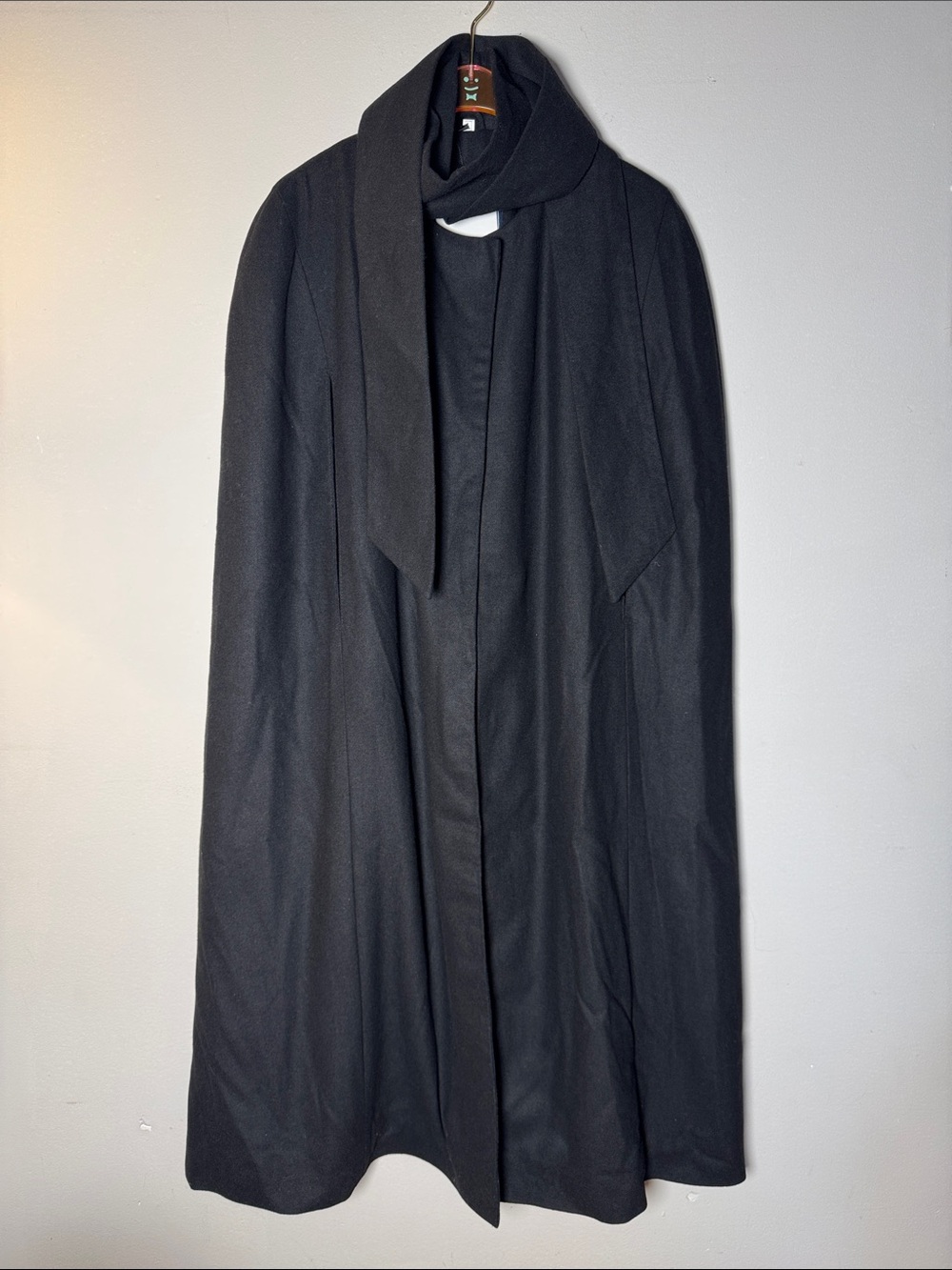 NWT THE WOOL MAKER Black Wool Blend Cape Attached Scarf Open Front Arm Opening L